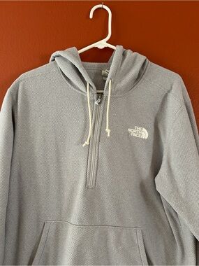 The North Face Men's Light Gray Zip-Up Hoodie Sweater